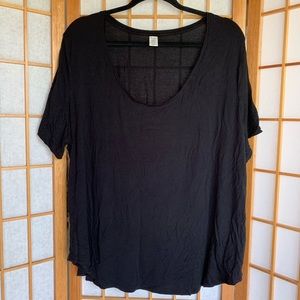 Lot of THREE (3) Luxe Tees in Black, Olive, & Rose